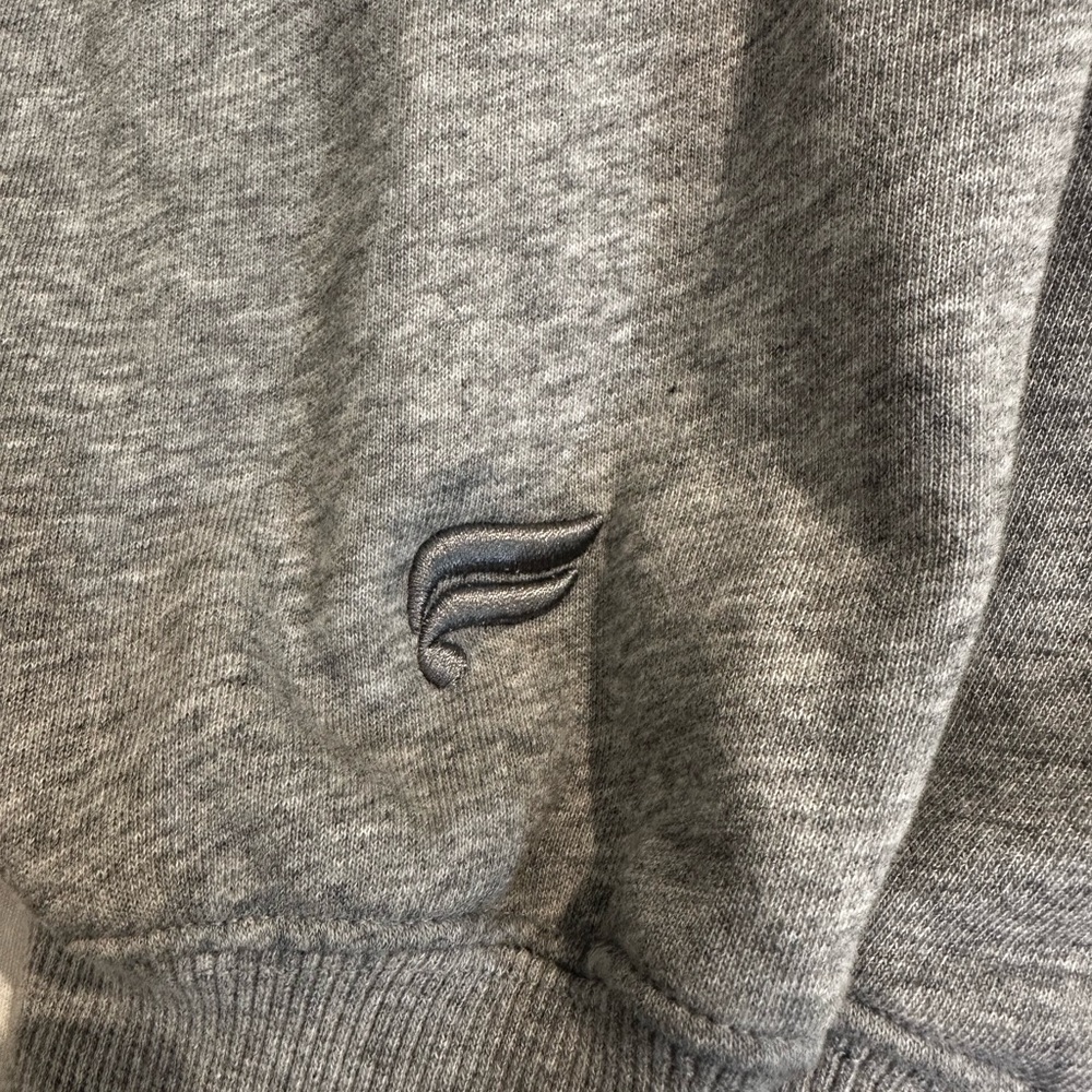 Fabletics Gray Cropped Sweatshirt - Picture 3 of 4